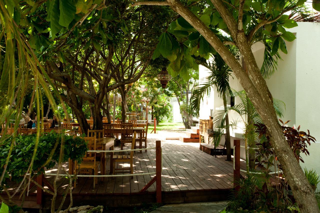Marina Paraiso Isla Mujeres Hotel Exterior photo